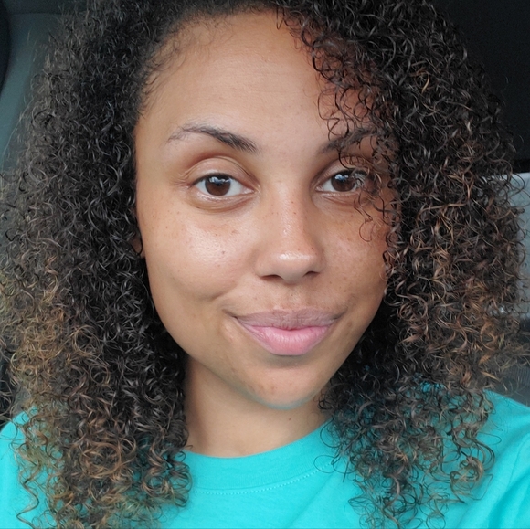 Meet your Posher, Audrey - Picture 1 of 1